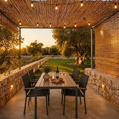 Waca - Apulian Apartman *